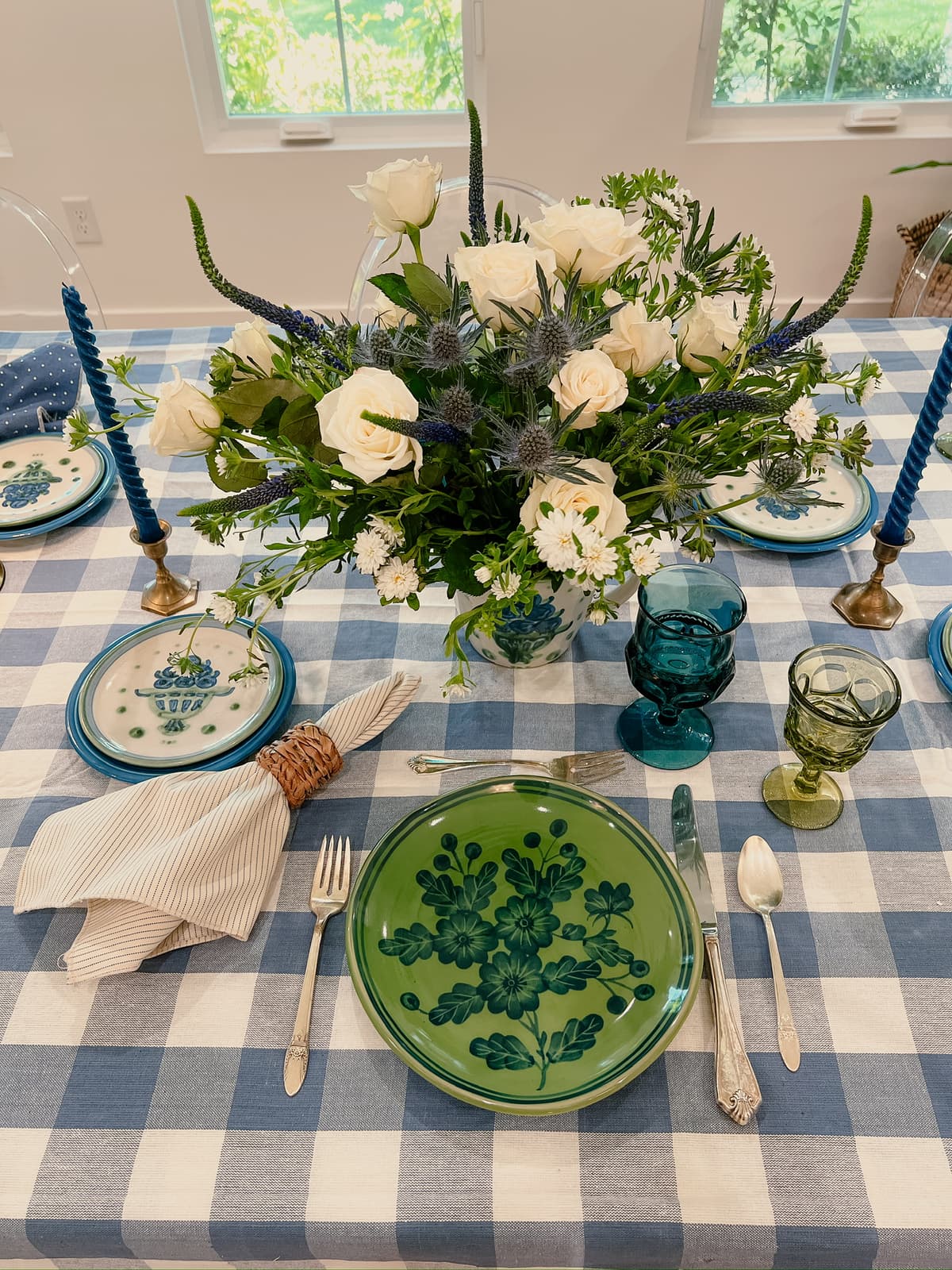 Rustic table setting with natural elements and vintage tableware for intimate gathering in Bakersfield