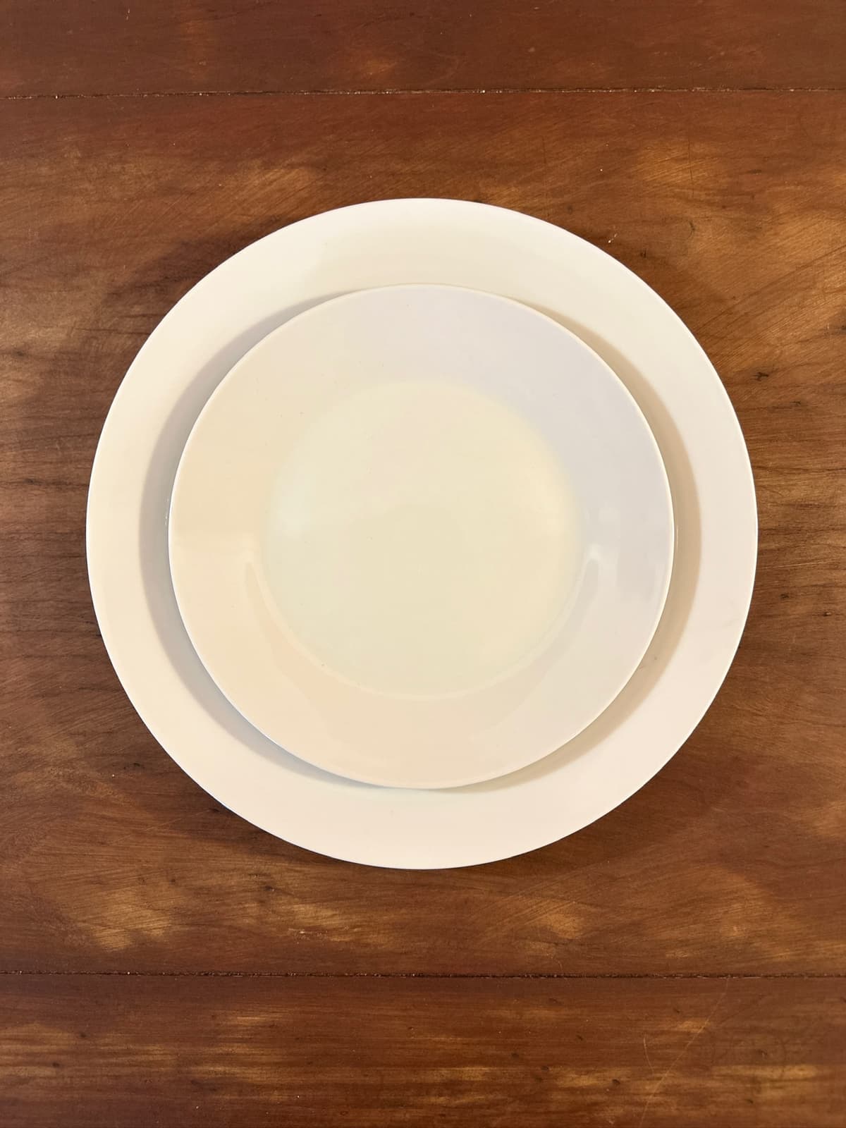 Vintage-inspired cocktail shakers for mixology