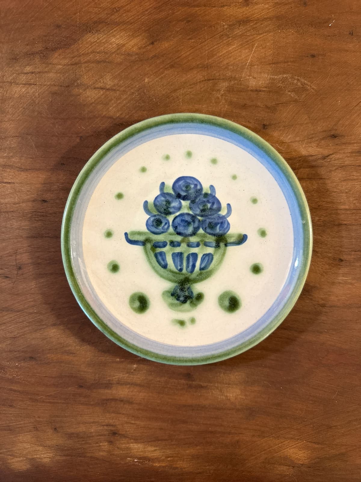 Rustic centerpieces with natural elements