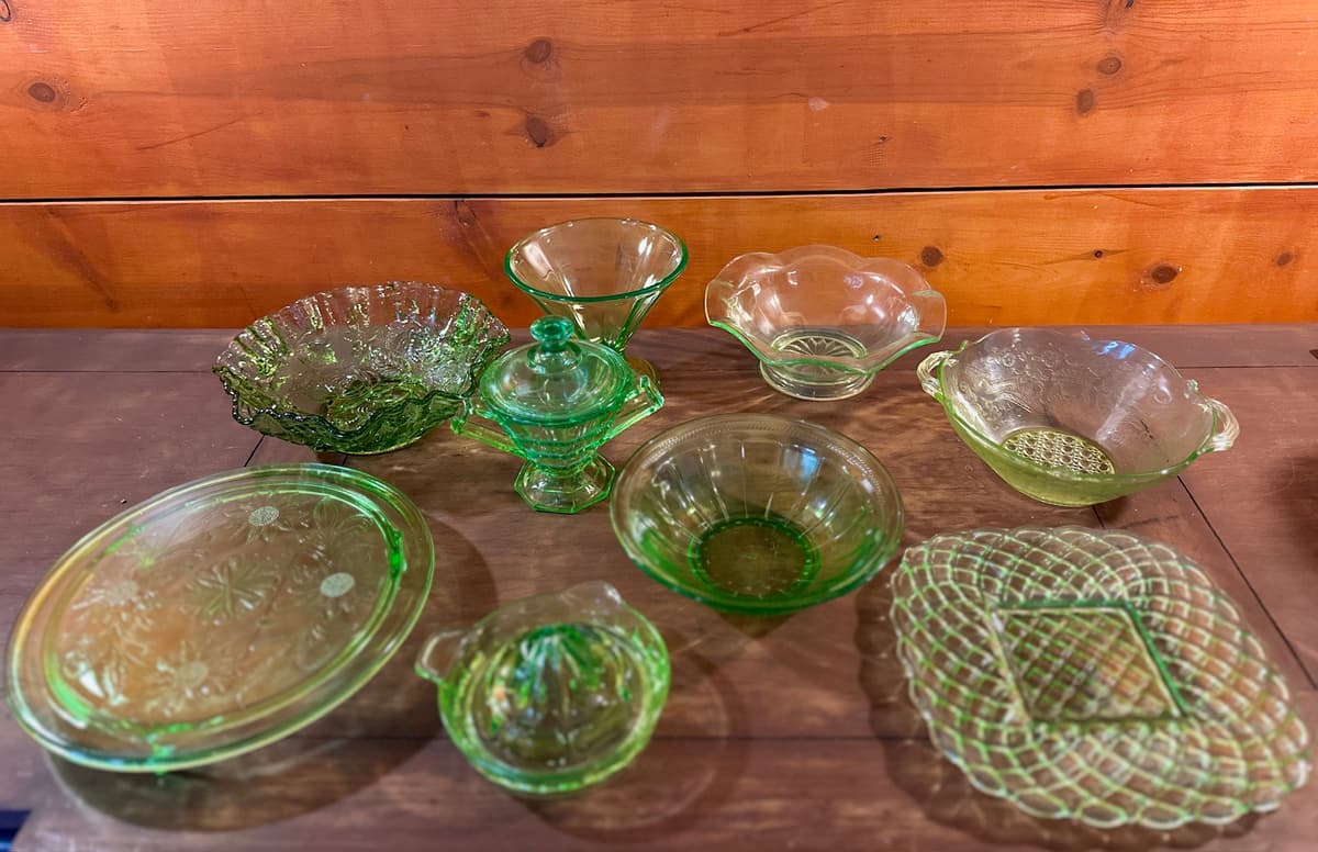 Artisan-crafted bowls for unique table settings